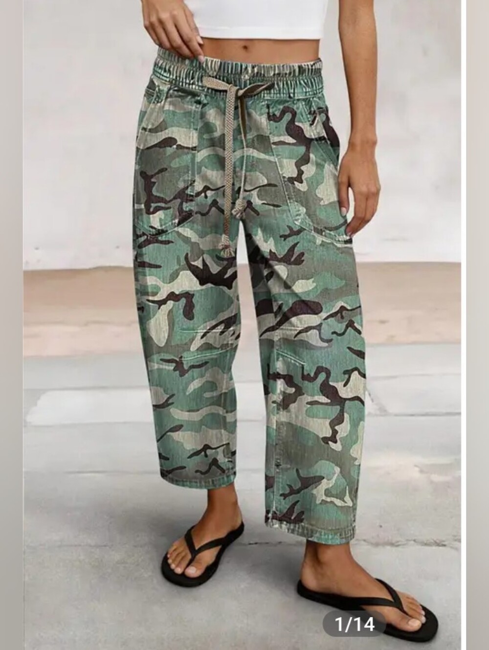Flamingals Camo Drawstring Mid Waist Barrel Leg Crop Pants NWT Large